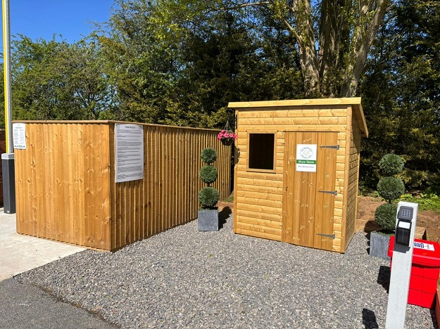 Wilberfoss Holiday Park Near York Mail Shed